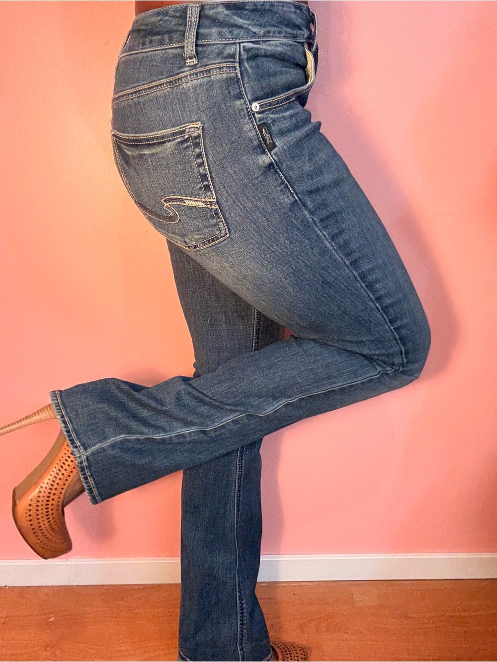 Mid rise Boot-Cut Jeans